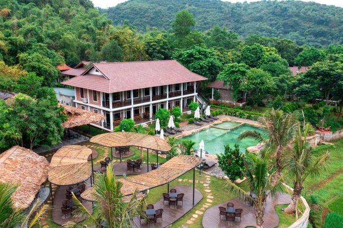 Sol Bungalows Resort - Mai Châu với phong cảnh hữu tình, lối kiến trúc gần gũi với thiên nhiên