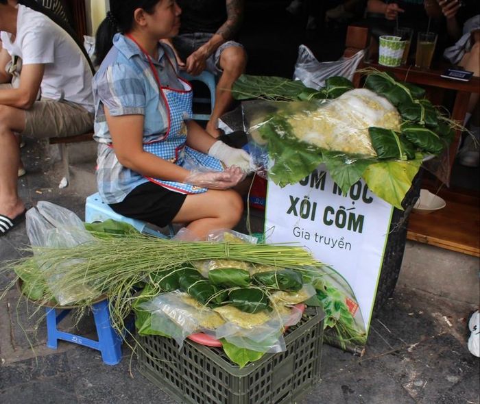 Hàng Xôi Cốm vào cuối mùa