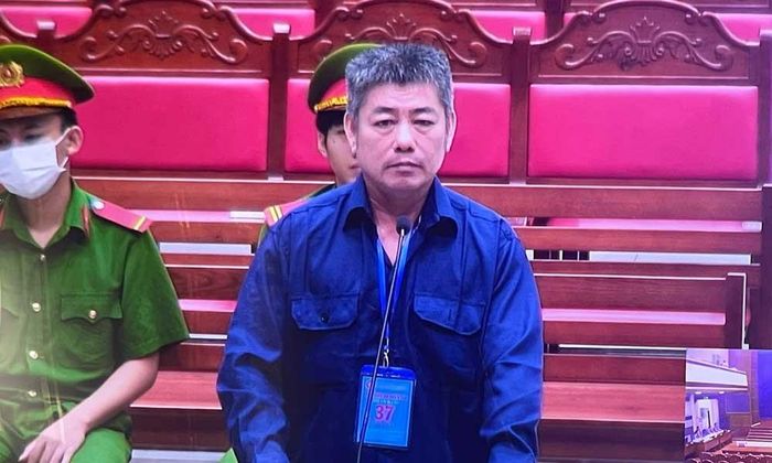  Bị cáo Nguyễn Hữu Tứ. 