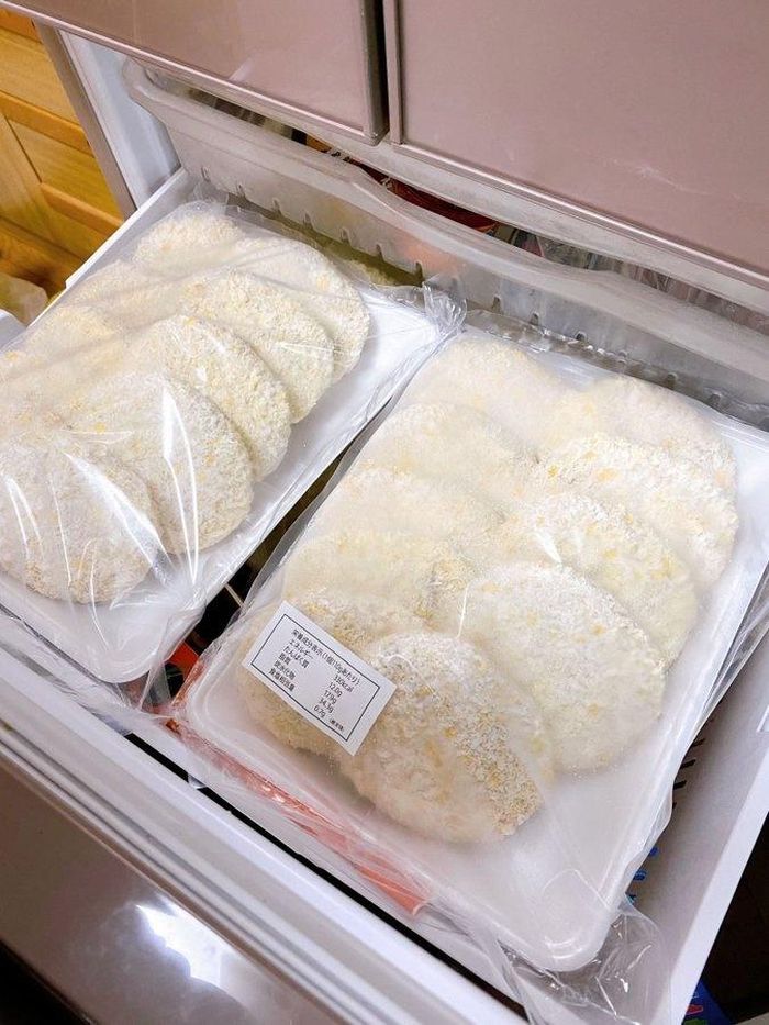 Một phần croquette sẽ gồm 5 chiếc và có giá 2.700 yen (480.000 đồng). Ảnh: @hayasino. 