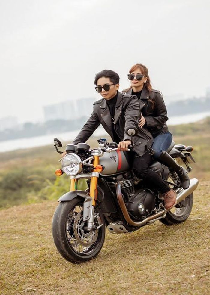 "Tôi dự định chở Kubi còn Thi chở Anna trong ngày cưới. Chỉ cần tưởng tượng, tôi đã thấy hình ảnh đó rất dễ thương rồi", Phan Hiển chia sẻ.