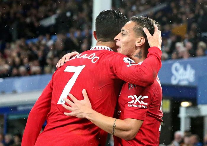 Ronaldo và Antony vắng mặt vì vấn đề thể lực