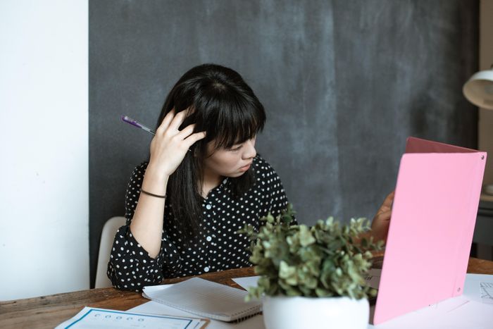  Làm thế nào để gia tăng thu nhập là bài toán khó với nhiều freelancer. Ảnh: Pexels. 