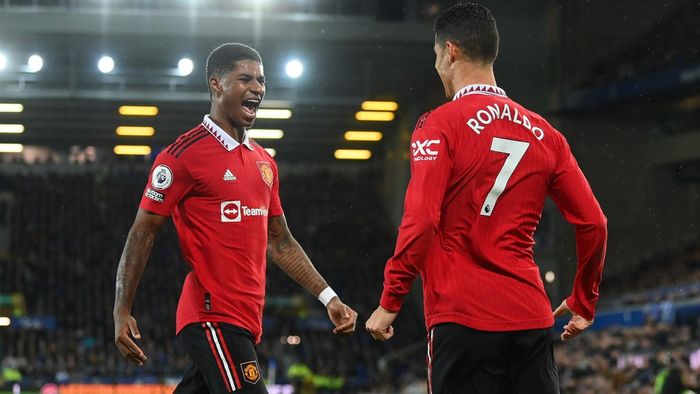 Rashford tỏ ra khá bực bội vì Ronaldo