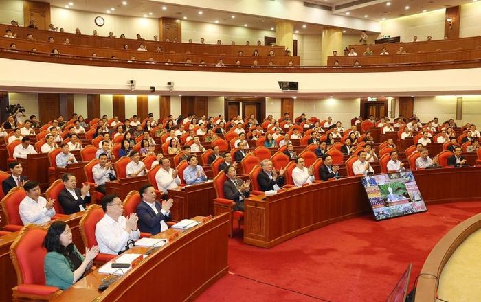Các đồng chí lãnh đạo Đảng, Nhà nước và các đại biểu dự hội nghị. Ảnh: Trí Dũng