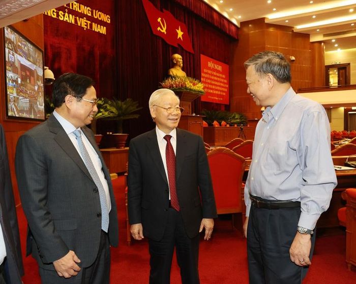 Tổng Bí thư Nguyễn Phú Trọng và các đồng chí lãnh đạo Đảng, Nhà nước dự hội nghị. Ảnh: Trí Dũng