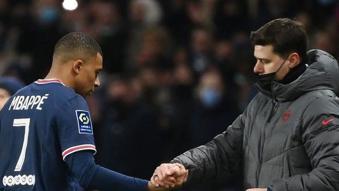 Pochettino khuyên Mbappe rời PSG.