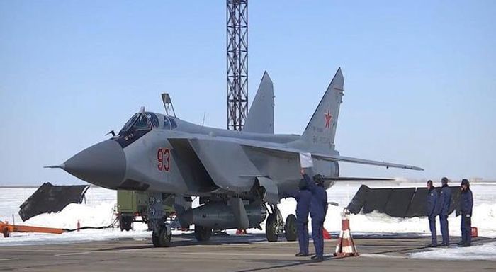 Việc kết hợp giữa các máy bay có vận tốc siêu âm MiG-31K và một tên lửa siêu thanh Kh-47 có tốc độ kinh hoàng, sẽ là cặp bài trùng chủ đạo của Nga trong các cuộc tấn công vào đối phương.