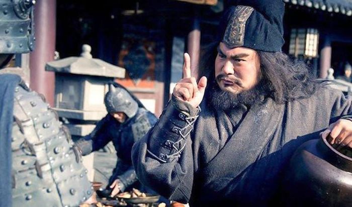 Trương Phi uy phong lẫm liệt không kém Lữ Bố. Võ tướng nhà Thục Hán này có sức khỏe hơn người.