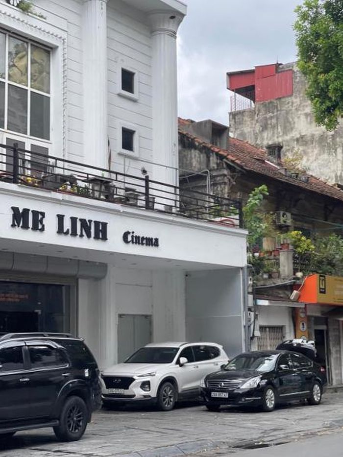 Tại thời điểm phóng viên đi thực tế, rạp Me linh Cinema đang bỏ không.