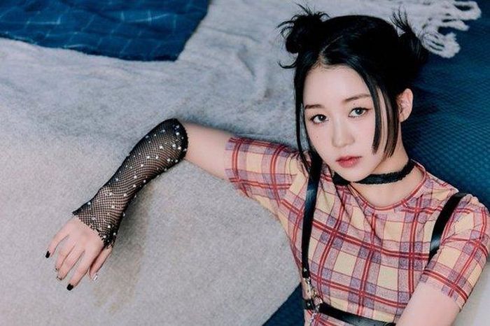 Hiraku từng hoạt động trong 1 nhóm nhạc tại Nhật trước khi "Hàn tiến"