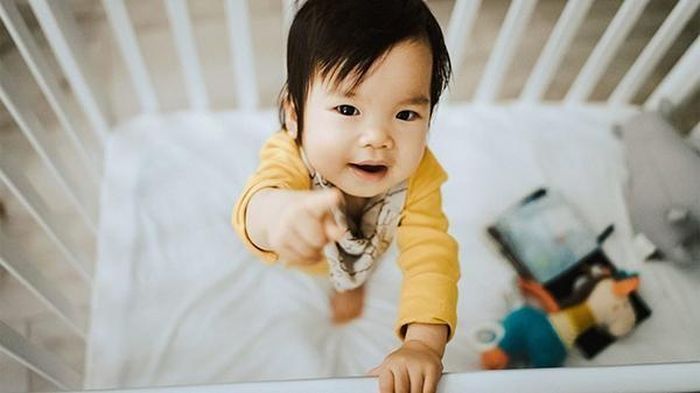 Thói quen xấu không đúng giờ có thể đi theo trẻ tới lúc trưởng thành. Ảnh minh họa.