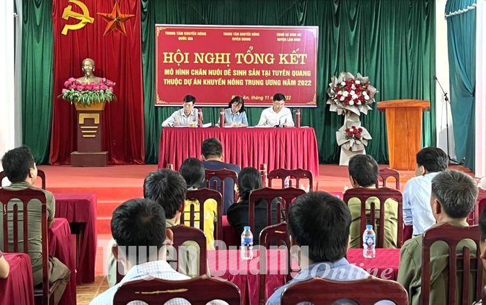 Hội nghị tổng kết mô hình chăn nuôi dê sinh sản tại tỉnh Tuyên Quang.