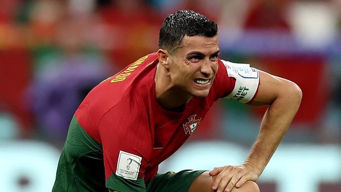 Ronaldo - chân sút 37 tuổi đã có 8 bàn thắng chỉ còn kém huyền thoại Eusebio đúng 1 bàn để trở thành cầu thủ ghi nhiều bàn thắng nhất cho Bồ Đào Nha tại các kỳ World Cup. Ảnh: AP