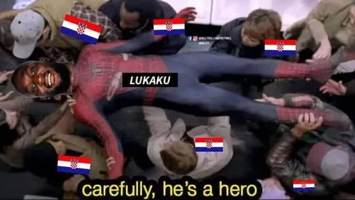 Lukaku được ví như người hùng của Croatia