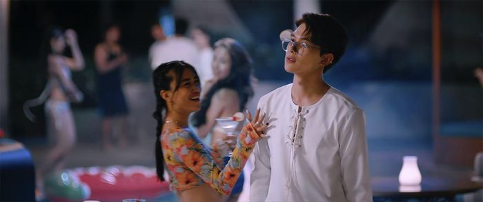 Anh Tú trong "Siêu lừa gặp siêu lầy"
