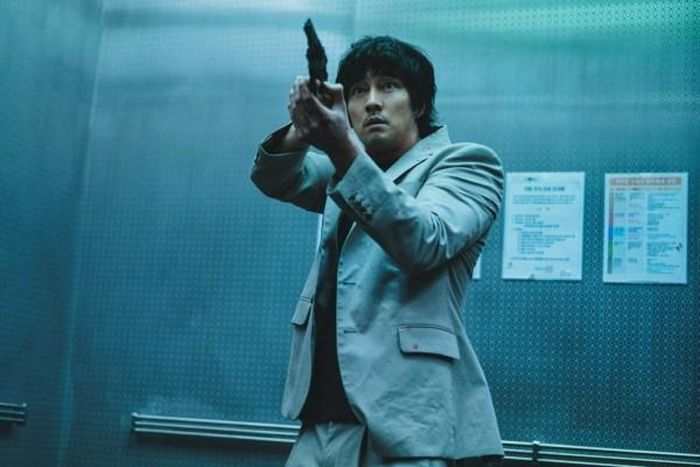 So Ji Sub trong "Cuộc chiến xuyên không"