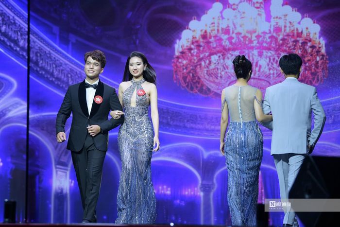 Với tiêu chí tuyển chọn đánh giá kỹ lưỡng qua các vòng, những thí sinh lọt vào chung kết sẽ giới thiệu hình ảnh sinh viên Phương Đông năng động, tự tin, tài năng, duyên dáng.
