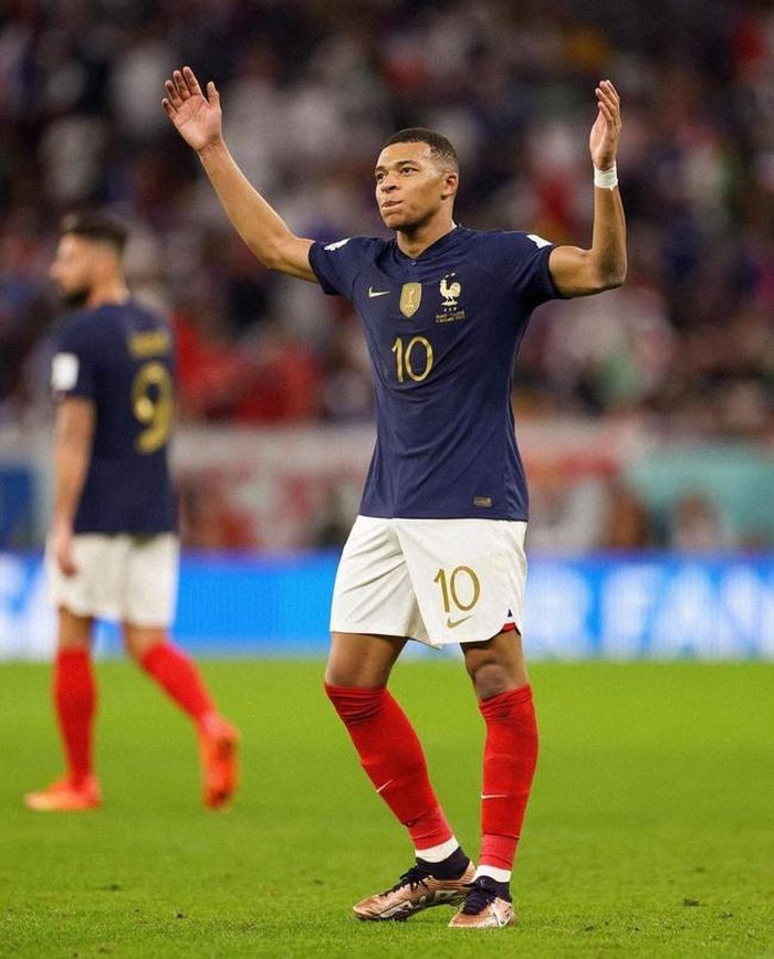 Mbappe khẳng định sẽ nộp phạt thay cho LĐBĐ Pháp cho hành động từ chối phỏng vấn của mình