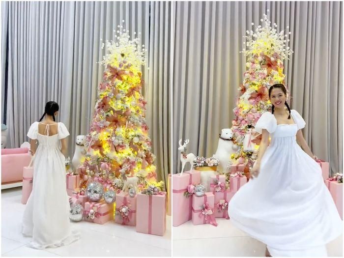 Người đẹp như nàng công chúa khi tạo dáng bên trong không gian sống đã được trang trí vô cùng lộng lẫy.