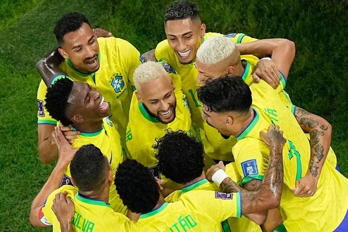 Neymar là trung tâm trong lối chơi của Brazil trước Hàn Quốc. Ảnh: Reuters.