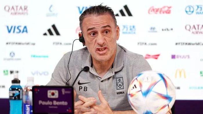 HLV Bento từ chức ngay sau trận Hàn Quốc thất bại 4-1 trước Brazil