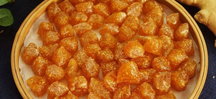 Chúc bạn thành công với cách làm kẹo gừng pha lê và đón Tết Nguyên Đán thật an lành nhé!