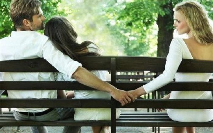 Nghe có vẻ lạ đời nhưng đóng giả làm người thứ 3 là công việc phổ biến ở Brazil. Ảnh minh họa