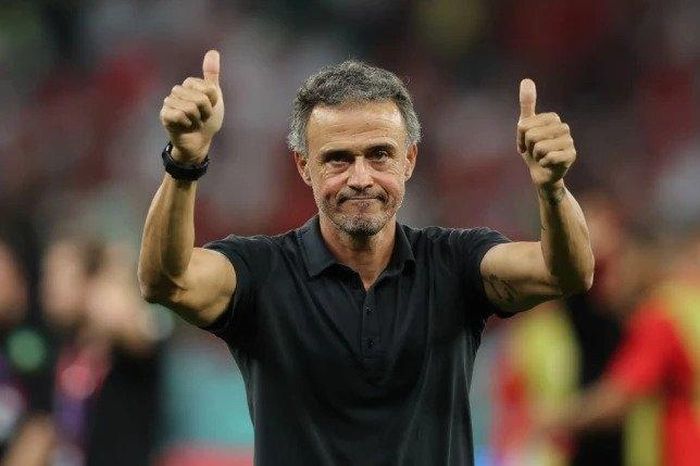 Luis Enrique tự hào về các cầu thủ của ông và ông đã tiếc nuối khi không dùng Pablo Sarabia sớm hơn