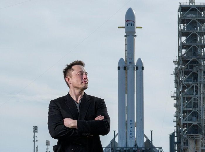  Elon Musk cho rằng sự trễ nải đã mang lại thành công cho SpaceX, Tesla. Ảnh: New York Times. 