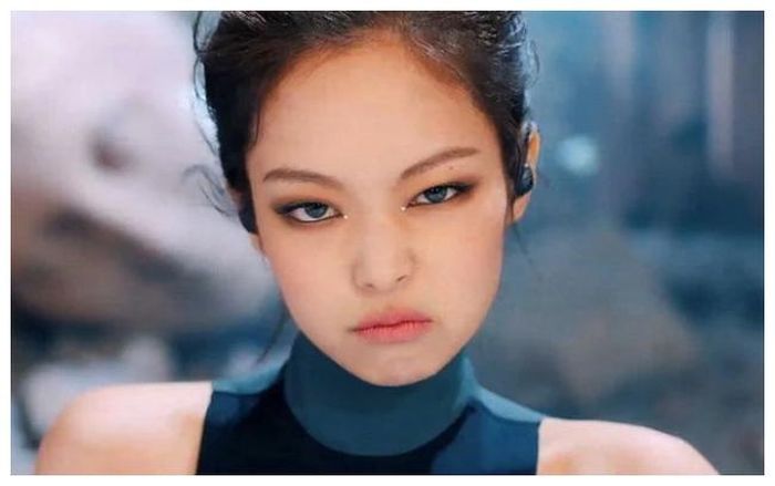 Jennie Blackpink là kiểu mặt mèo đặc trưng của K-pop
