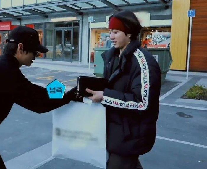 Jungkook trong "Bon Voyage Season 4" | Naver