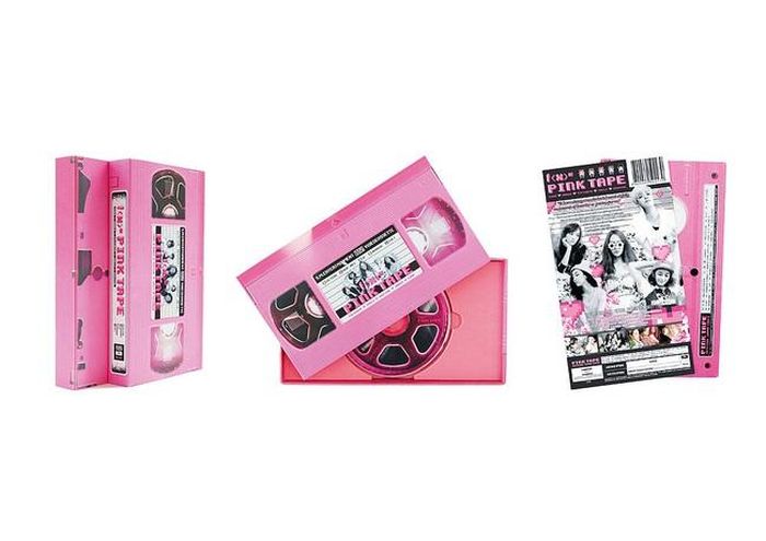 Bìa album "Pink Tape" của f(x)