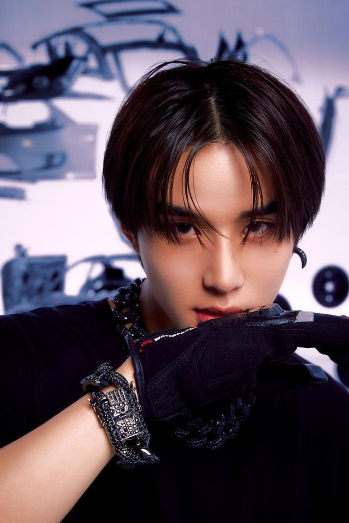 Johnny, Jaehyun và Jungwoo là 3 thành viên NCT bị tai nạn ngã từ độ cao 2 mét