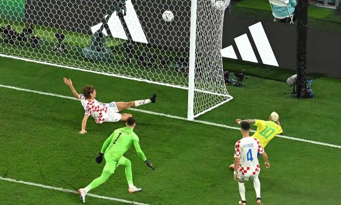 Phải sang tới quãng thời gian hiệp phụ, thủ môn của Croatia mới bị đánh bại bởi sự xuất sắc của Neymar