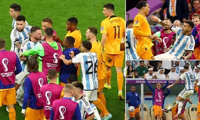 Cầu thủ Argentina và Hà Lan liên tục có những căng thẳng với nhau trong và sau trận đấu