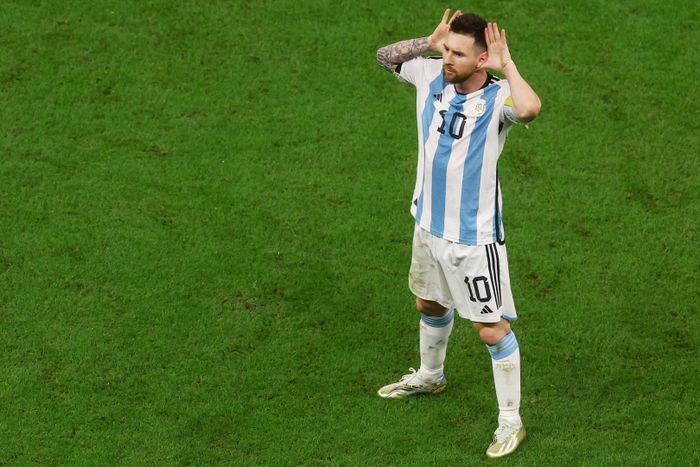 Messi khao khát nâng cao Cúp vàng