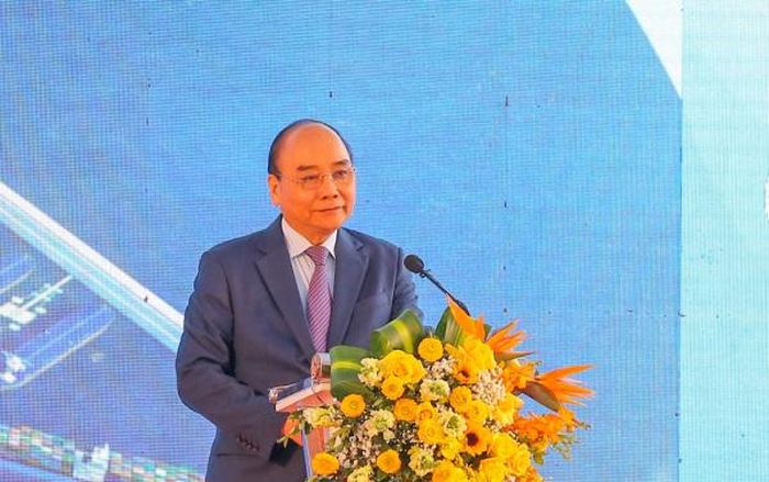 Chủ tịch nước Nguyễn Xuân Phúc phát biểu tại Lễ khởi công Dự án Đầu tư xây dựng Bến cảng Liên Chiểu (Đà Nẵng). 