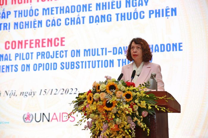 Thứ trưởng Bộ Y tế Nguyễn Thị Liên Hương phát biểu tại hội nghị.