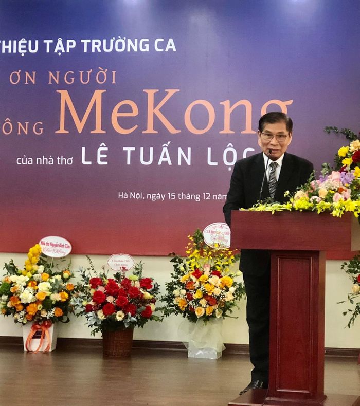 Tác giả Lê Tuấn Lộc