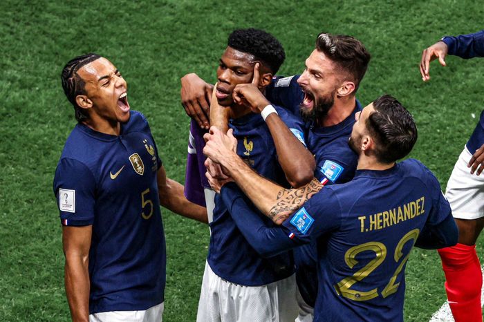  Tchouameni làm người Pháp quên đi hình bóng của Kante và Pogba. Ảnh: Reuters.