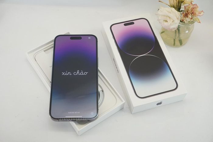  Apple và các nhà phân phối vẫn chưa xác nhận thời điểm giao lô hàng iPhone 14 tiếp theo. Ảnh: Thúy Hạnh. 
