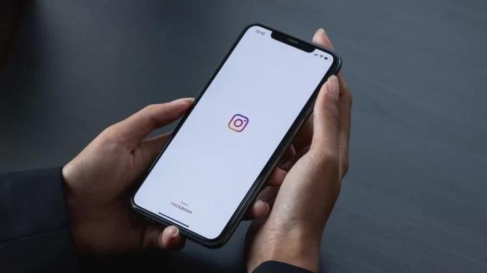 Các liên kết dẫn đến các nền tảng như Facebook hay Instagram đều có thể bị coi là vi phạm chính sách.