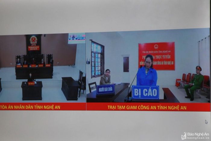 Bị cáo Lương Thị Yềng tại phiên tòa xét xử trực tuyến. Ảnh: Trần Vũ