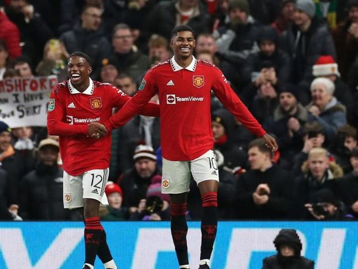 Chỉ Rashford tỏa sáng là không đủ để đảm bảo chiều sâu cho hàng công MU