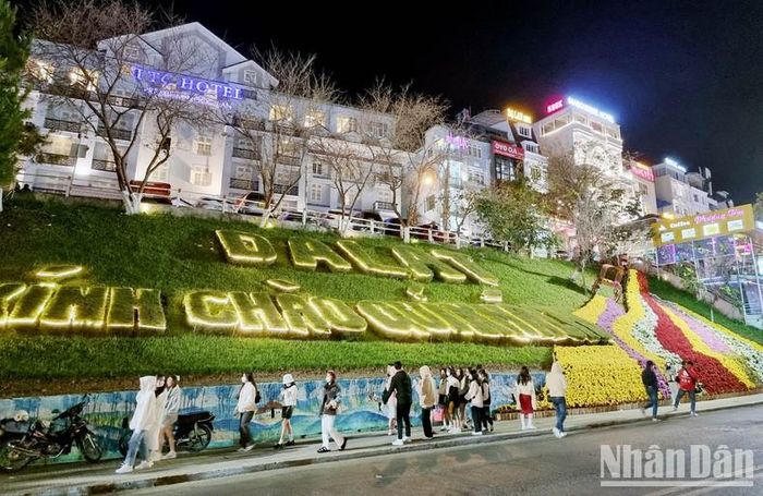 Mùa Giáng sinh trong mùa hội hoa Đà Lạt.