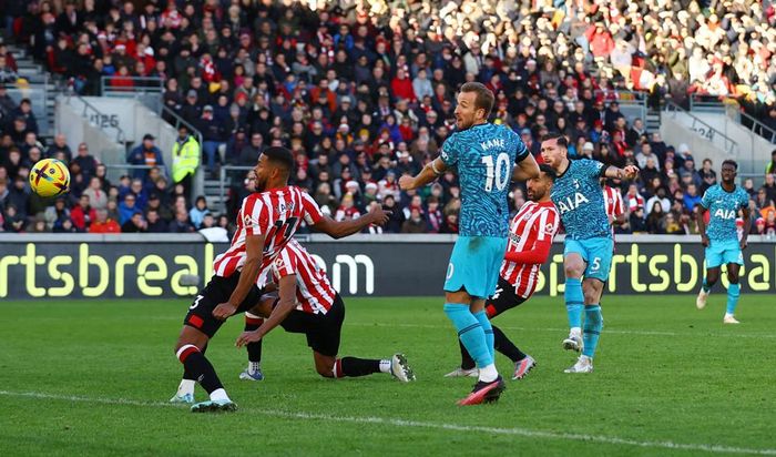 Phút 71, Hojbjerg kết thúc chính xác san hòa 2-2