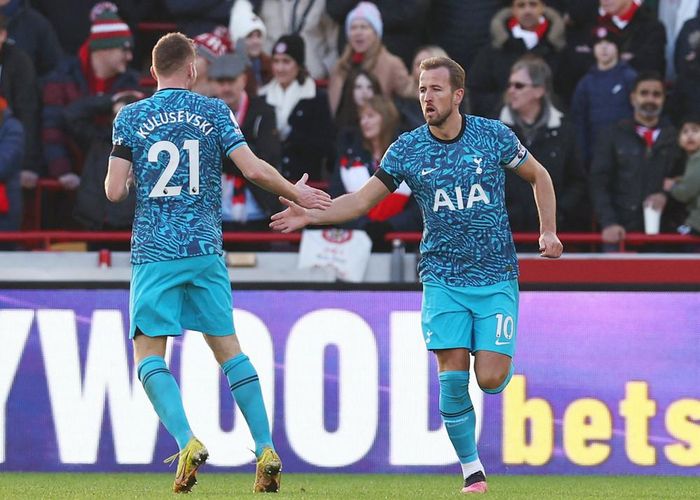 Tiền đạo người Anh thắp lên hy vọng cho Tottenham