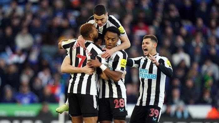 Newcastle tạm vươn lên top 2. (Nguồn: PA)