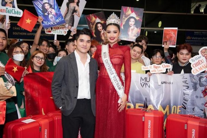 Miss Universe 2022 dự kiến được tổ chức từ ngày 4/1 đến 14/1 tại New Orleans. Ngoài Ngọc Châu, một số đại diện của quốc gia khác như Thái Lan, Philippines, Lào, Venezuela cũng đã khởi hành sớm.